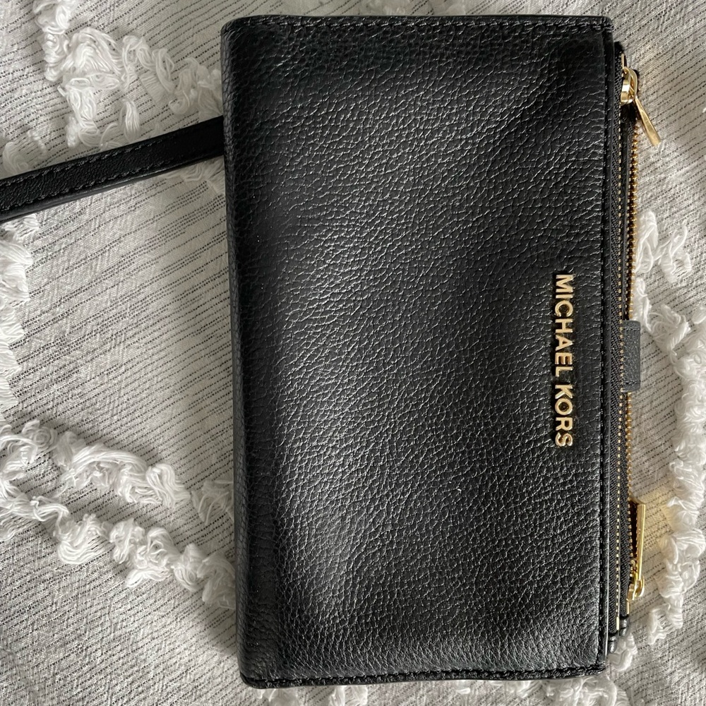 Michael Kors black leather wallet with strap